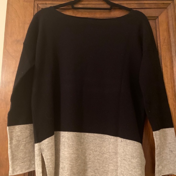 VINCE 100% cashmere bateau neck color-block sweater in black and grey - Picture 3 of 3